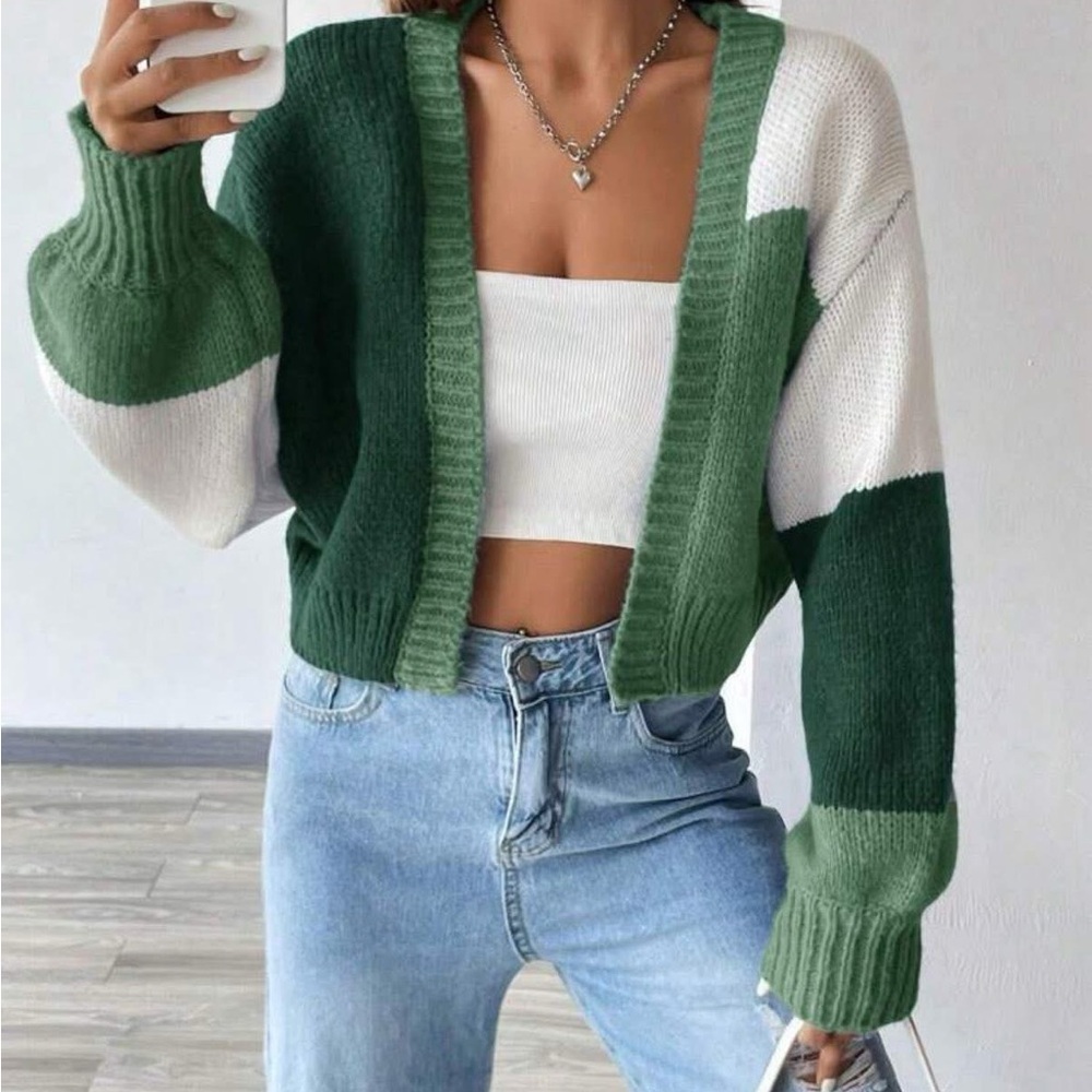 Cropped cardigan sweater with Eagles logo - Picture 2 of 3